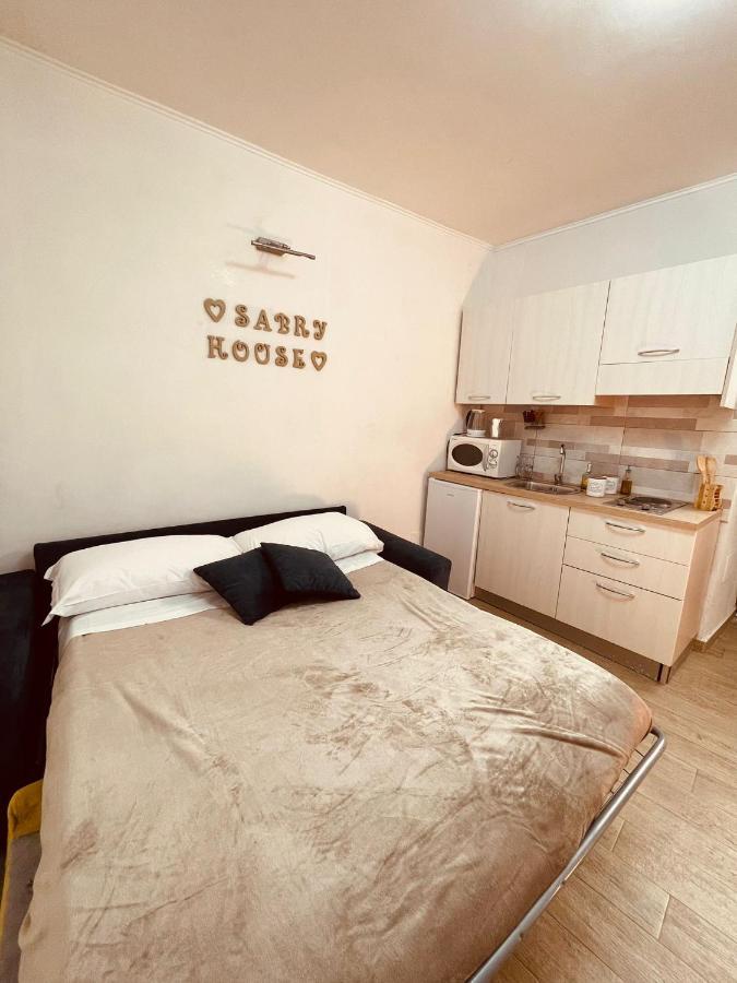 Sabry House Apartment Napoli Bagian luar foto